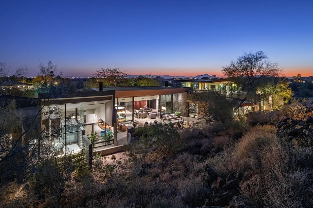 VacayAZ Mountain View property
